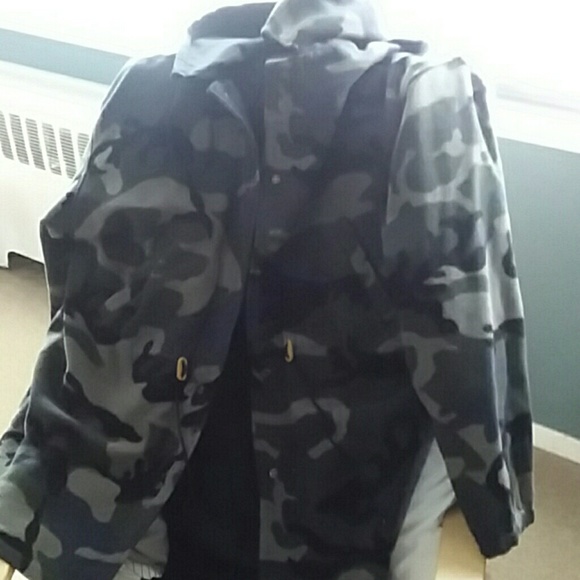 Coat - Picture 2 of 2
